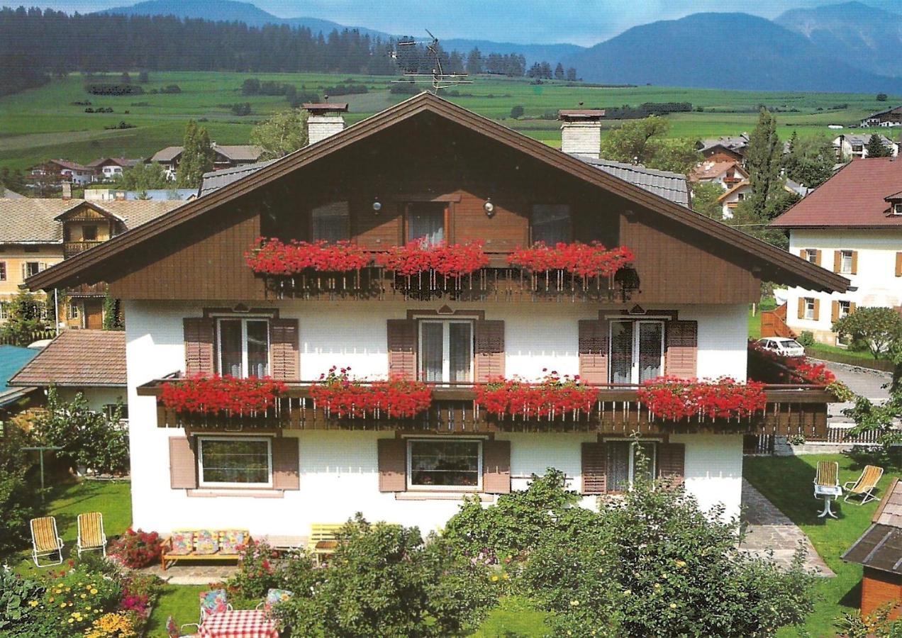 Apartments Gasser Monguelfo-Tesido / Welsberg-Taisten Eksteriør bilde